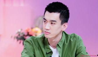 雍西个人资料 照片,光影交织,魅力四溢的时尚达人 第2张 雍西个人资料 照片,光影交织,魅力四溢的时尚达人 第2张