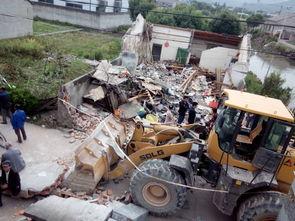 开铲车图片,开铲车作业现场实拍