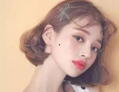 网红齐肩短发,潮流新宠，短发界的时尚风向标