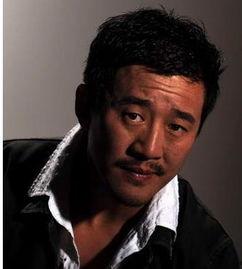 侯岩松八卦 第1张 侯岩松八卦 第1张