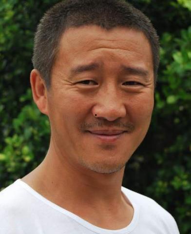 侯岩松八卦 第3张 侯岩松八卦 第3张